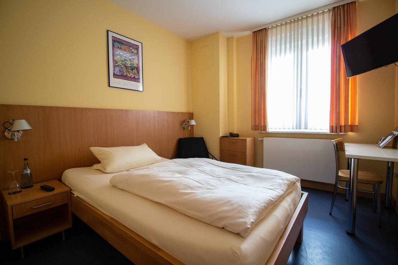 Hotel Goldene Gans MHG Exterior photo